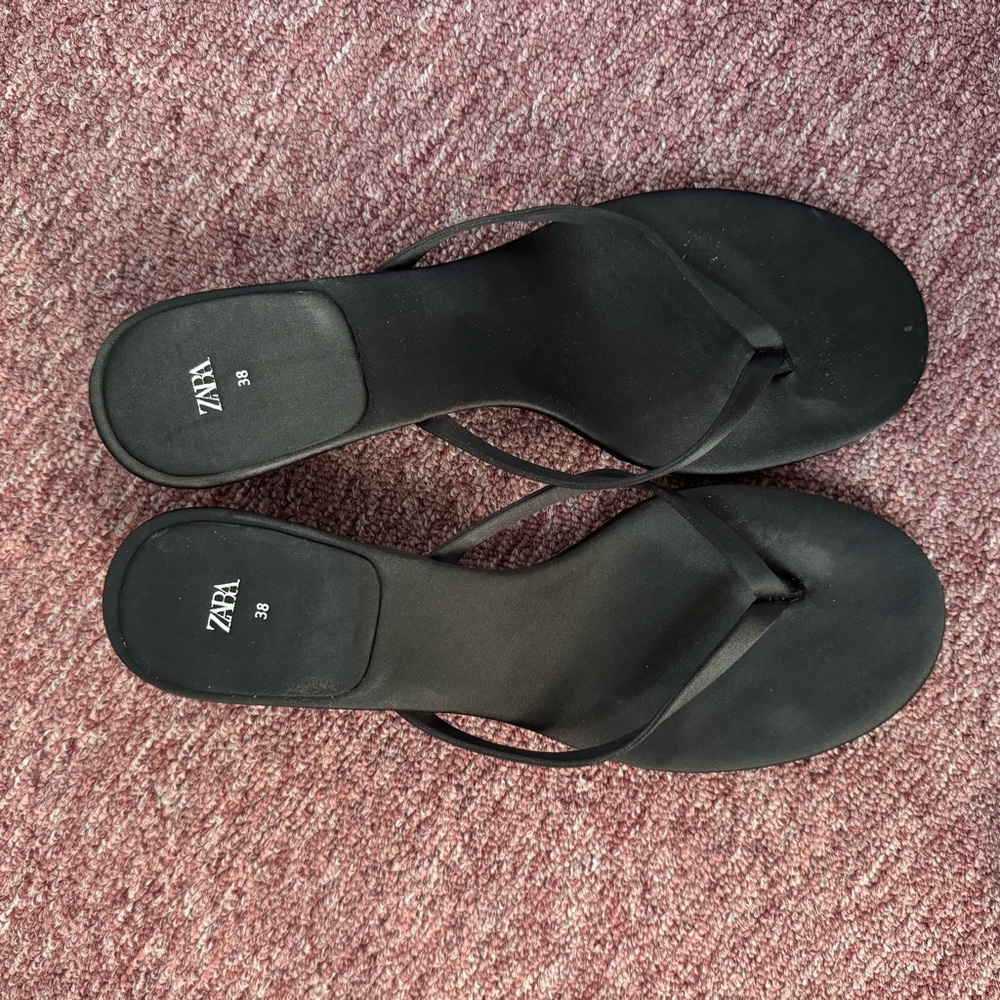 Zara Women's Elegant Black Sandals